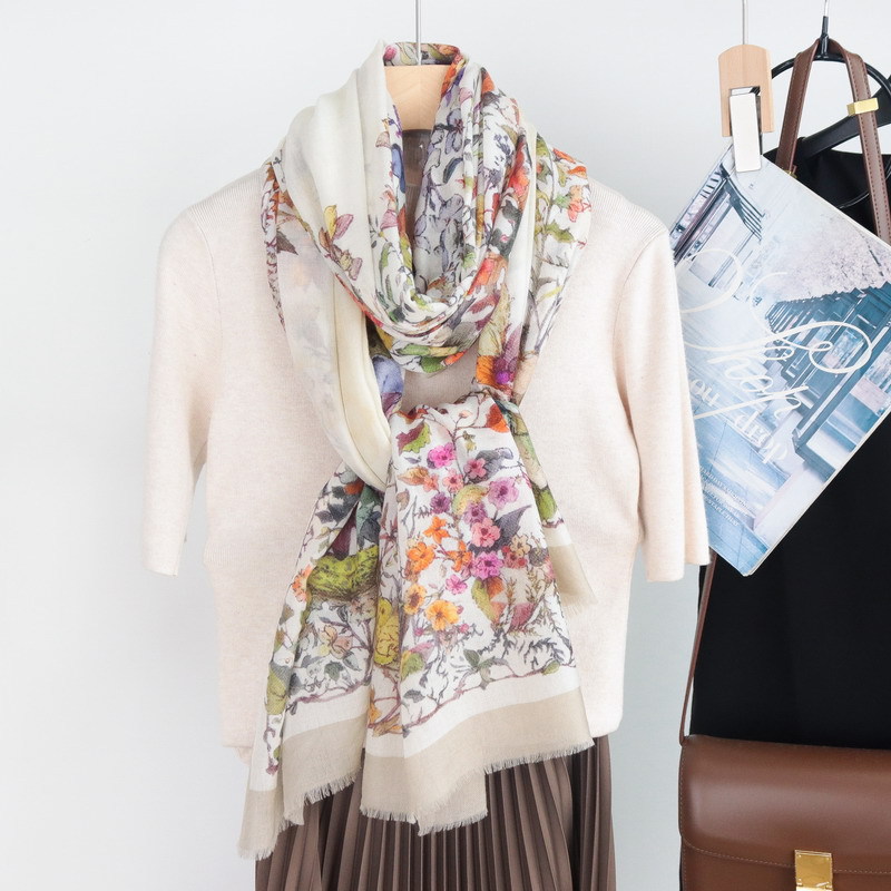 Scialli con nappe in puro cash - Winter Clothing Hong Kong recensione e prezzo